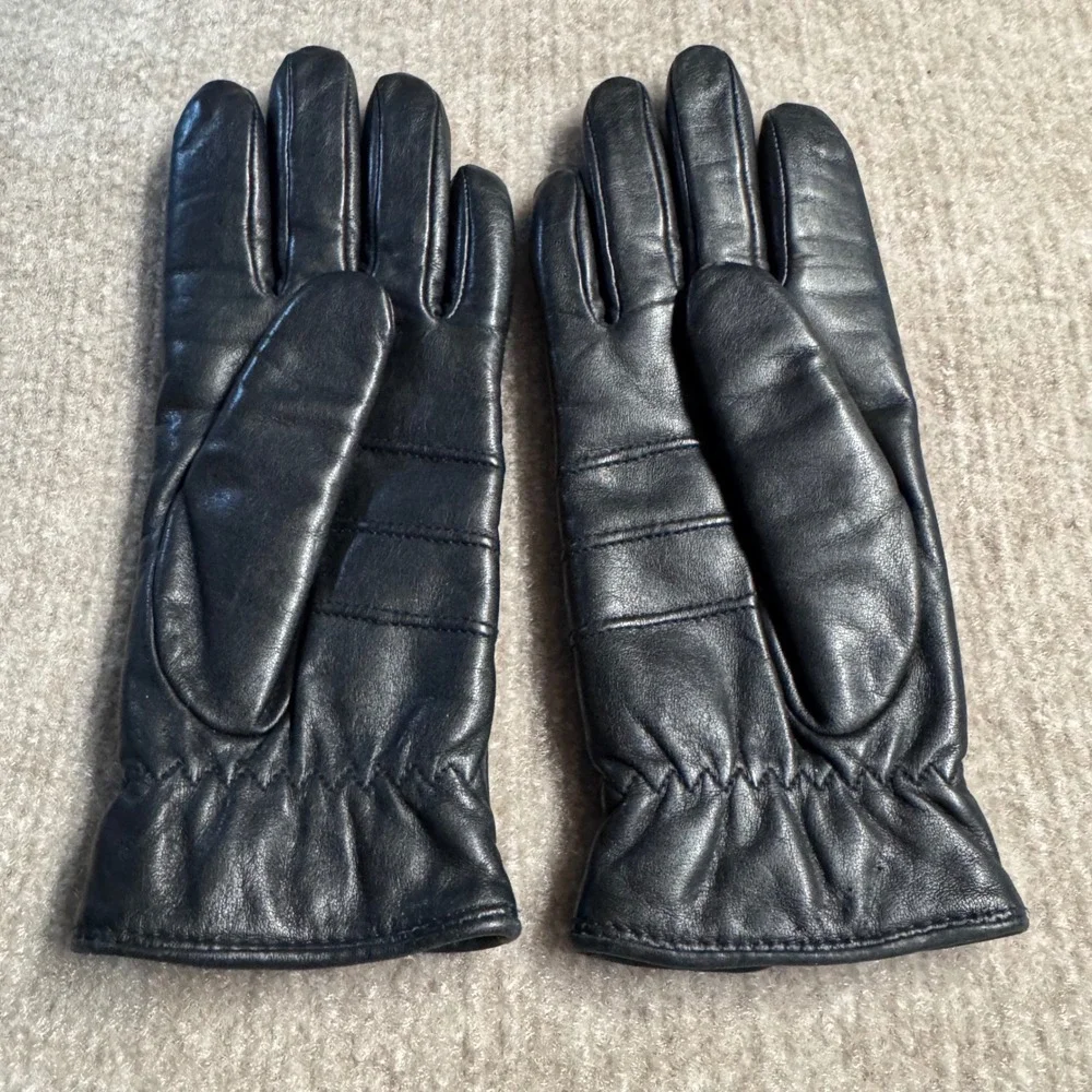 Vintage Wilsons Leather Gloves Womens Small Black Insulated Biker Gorpcore
